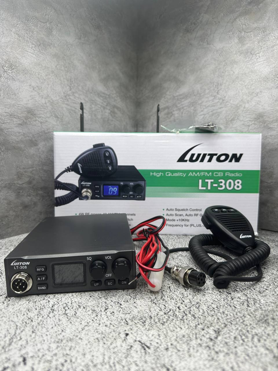 LUITON 308