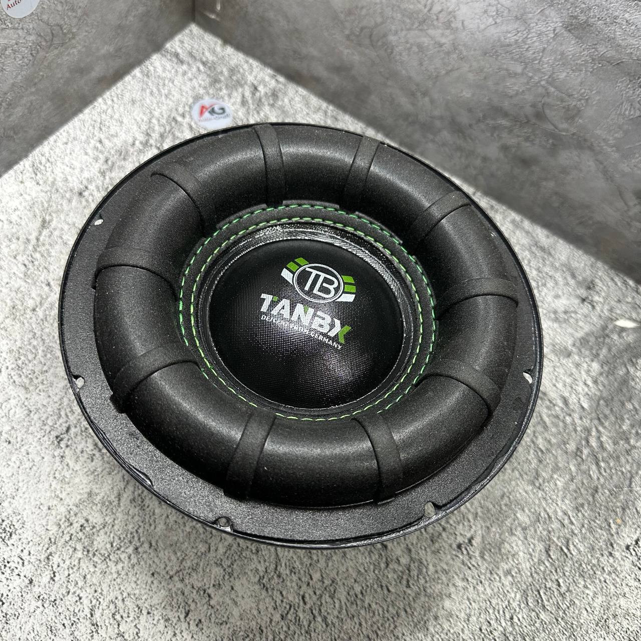 888
