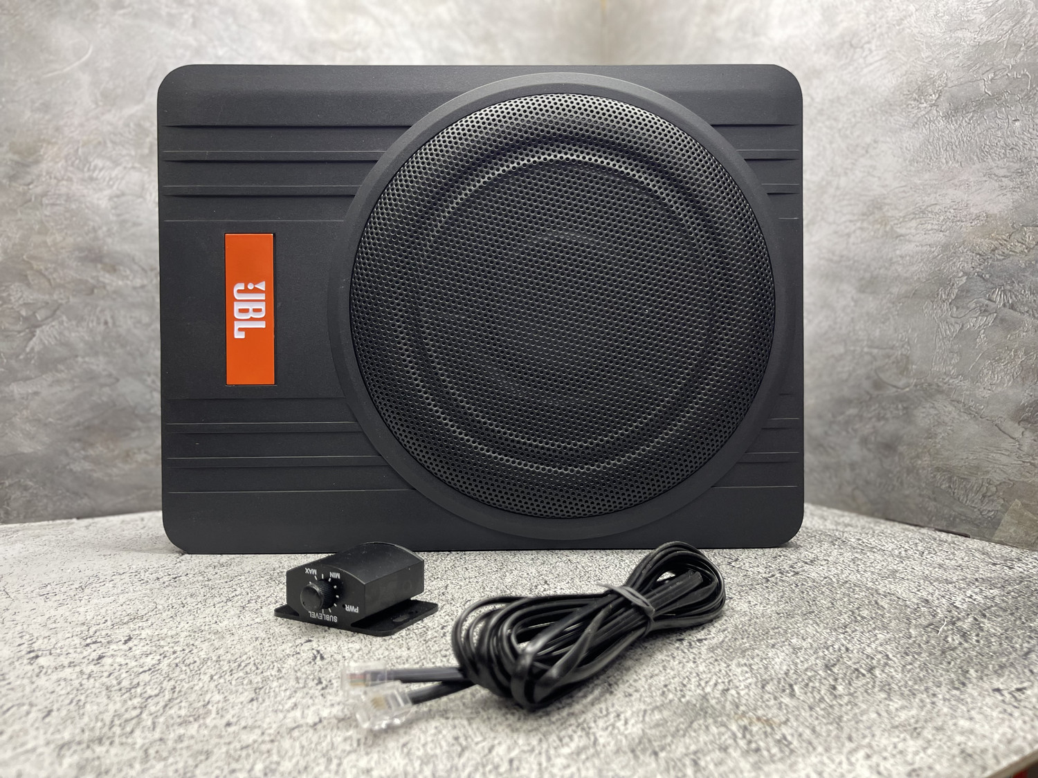 Active subwoofer желтый 2800