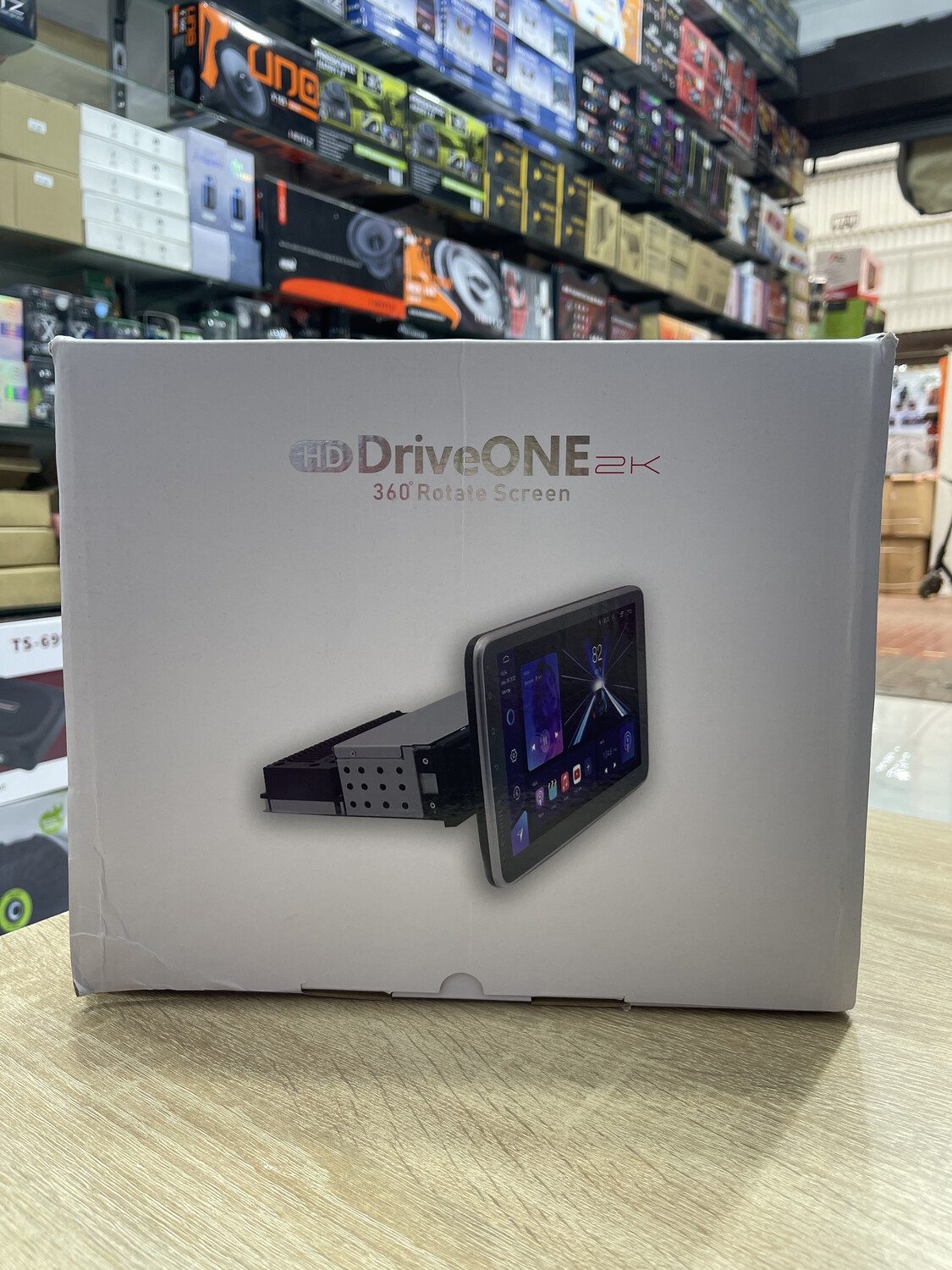 1din с экраном на 10.1 дюймов DriveOne 2k