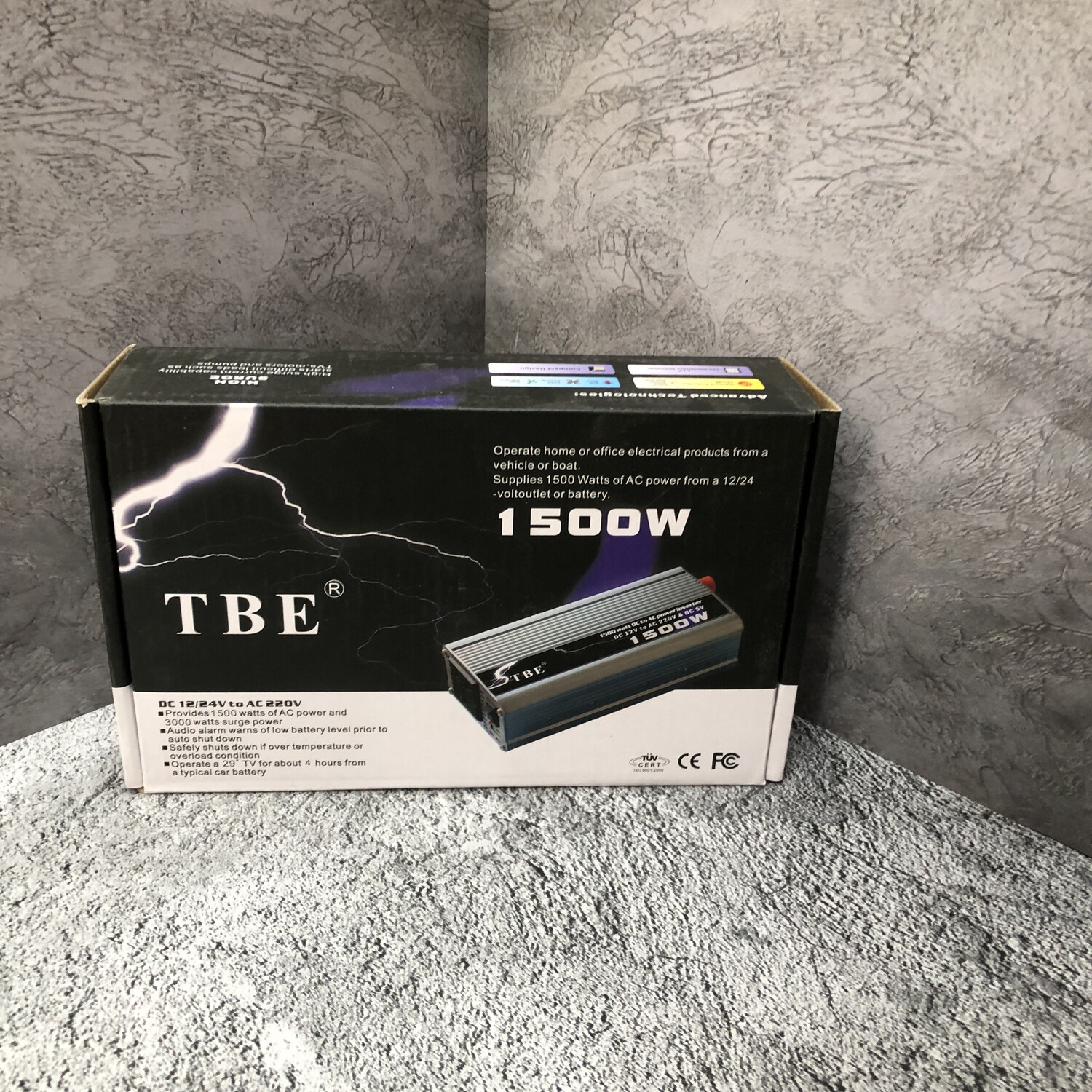 Инвектор 12/24 TBE  POWER INVERTER 1500W