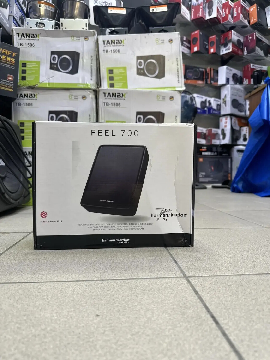 Feel 700