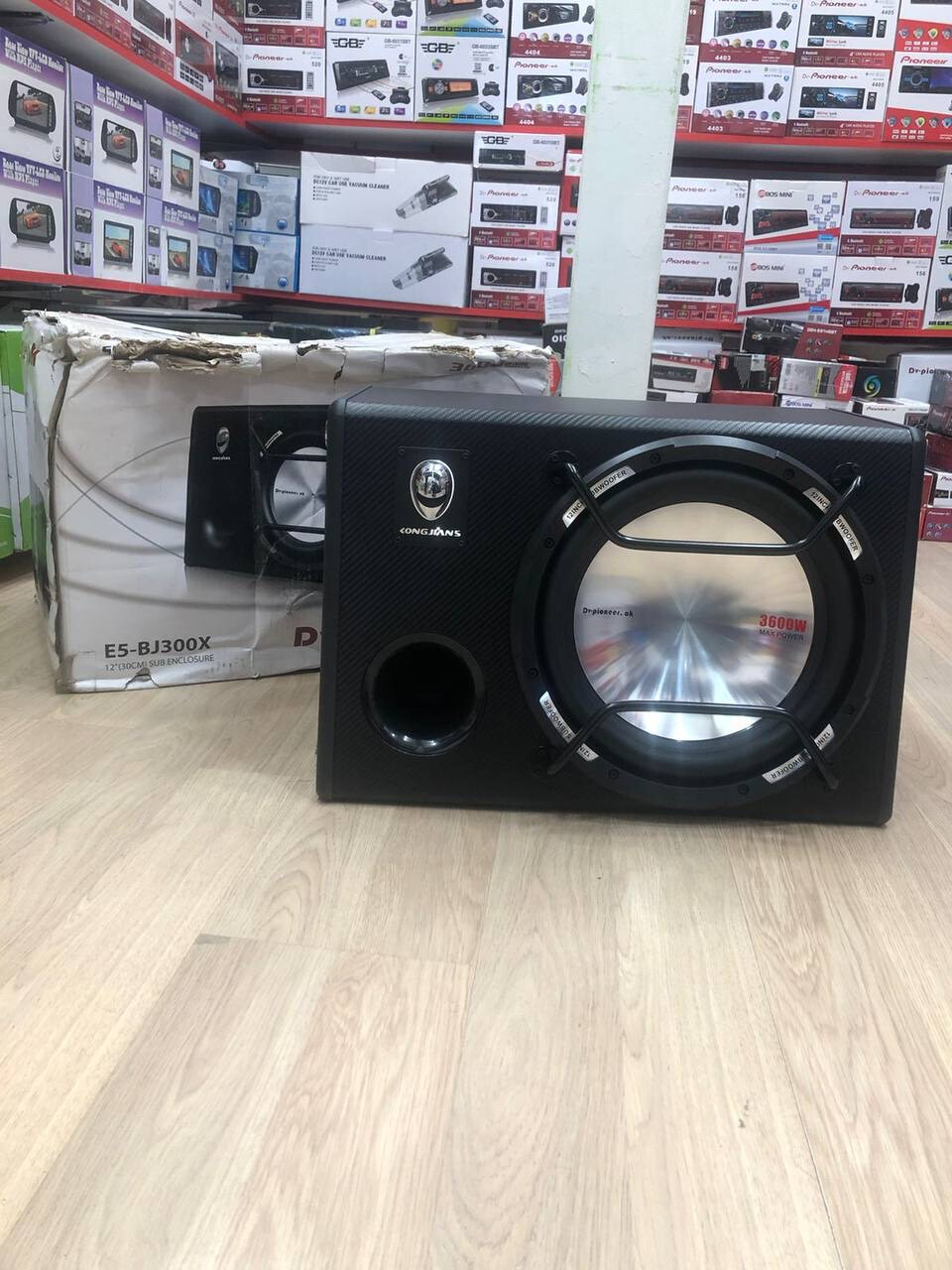 Сабвуфер Pioner.ok E5-BJ300X